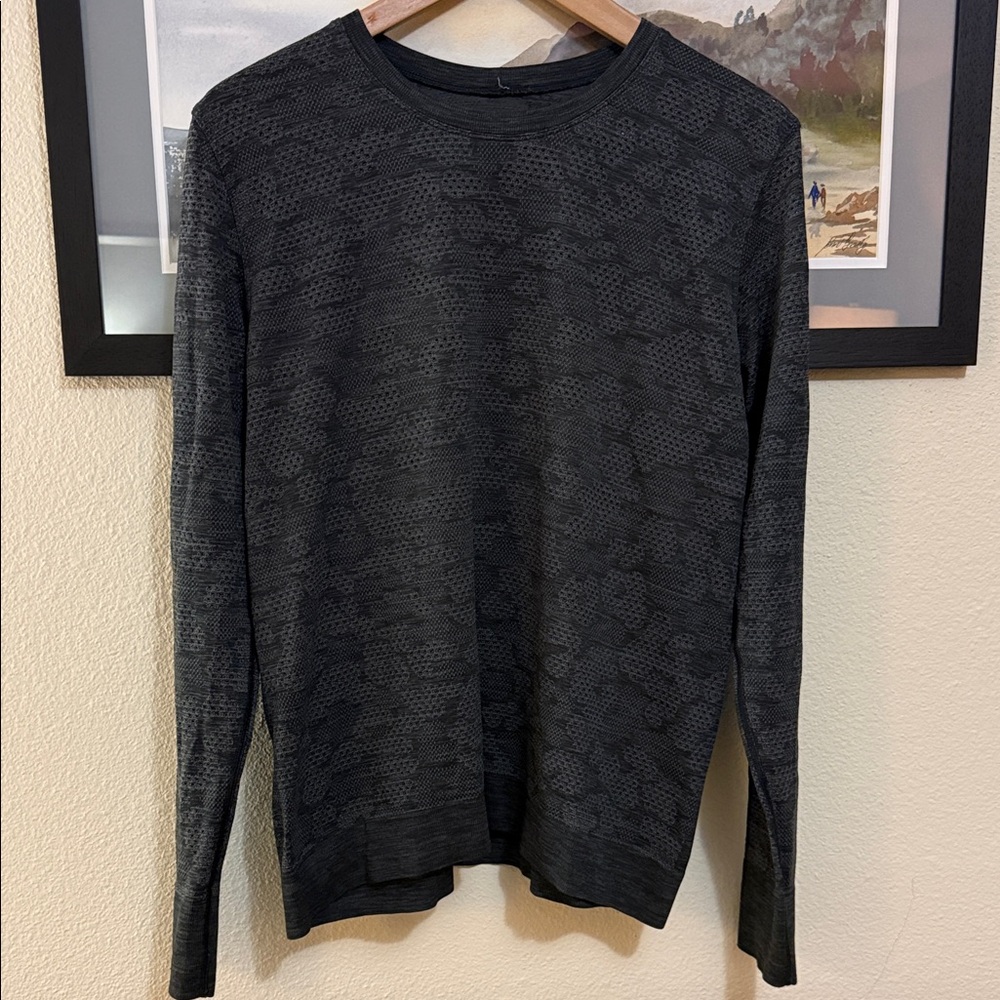 Lululemon Swiftly Relaxed Long Sleeve Tee, Breeze, size 10